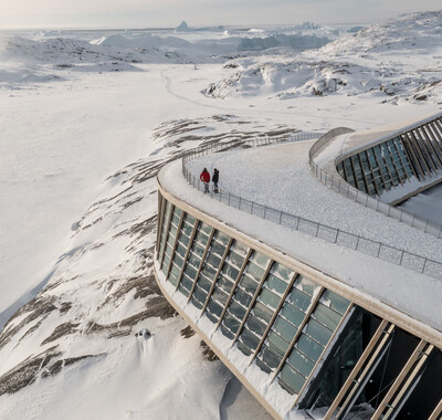 Billede af Isfjordscenteret fra oven med udsigt over isfjorden